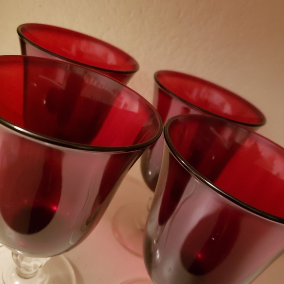 Glassware - Picture 2 of 2